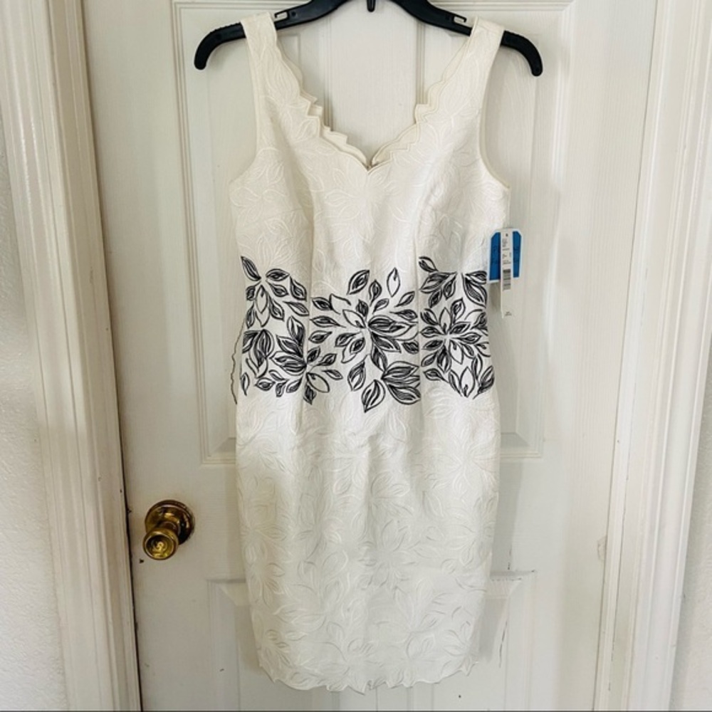 NWT ANTONIO MELANI Aliyah ivory / black scalloped edges fitted leaf Print dress